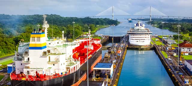 Cruce del Canal de Panamá hasta Colón