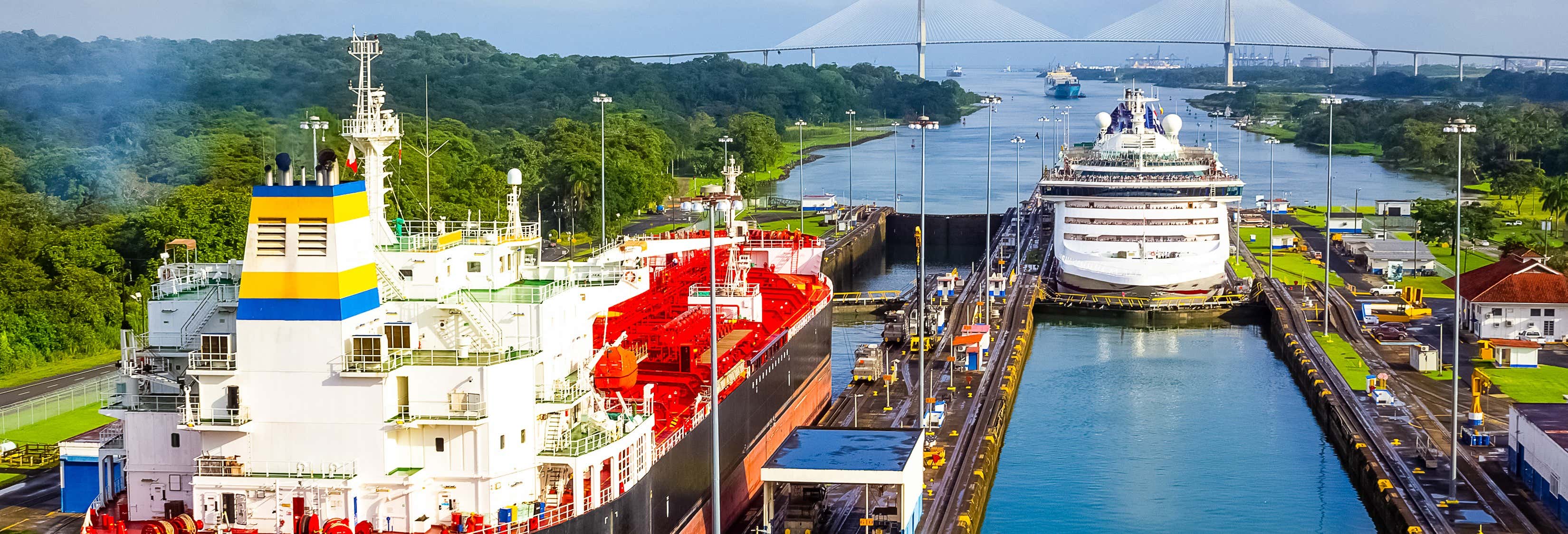 Cruce del Canal de Panamá hasta Colón