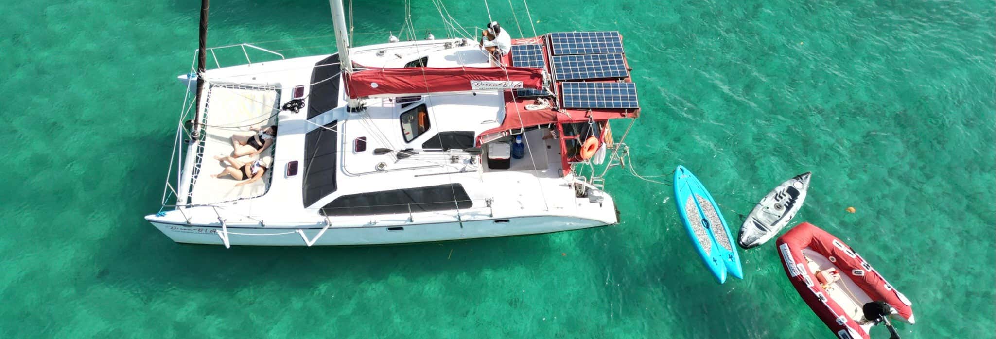 Escursione a Playa Blanca e Venas Azules in barca