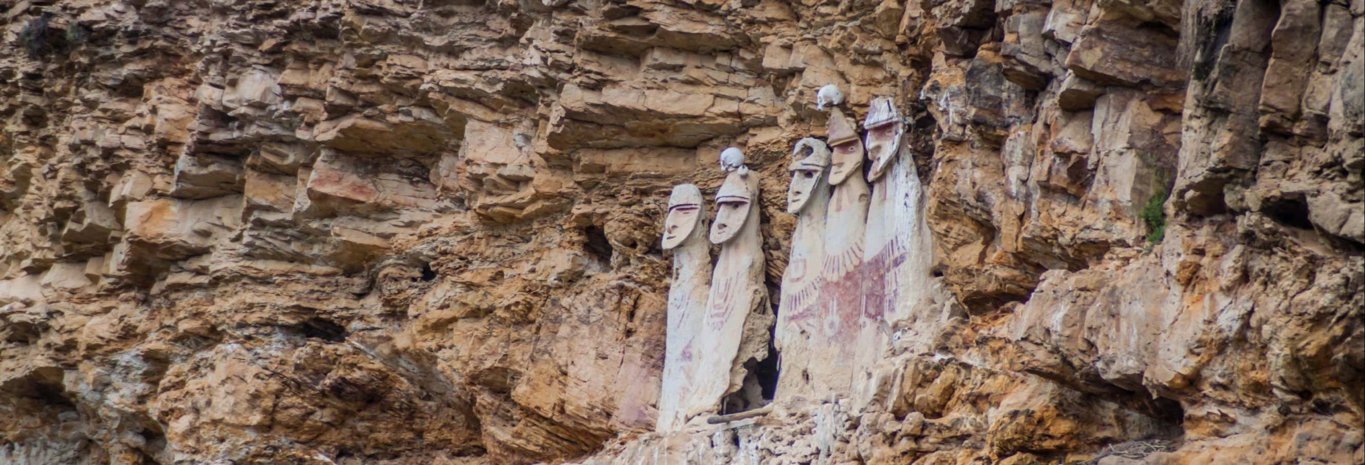 Cavernas de Quiocta & Sarcofagos de Karajia Tour