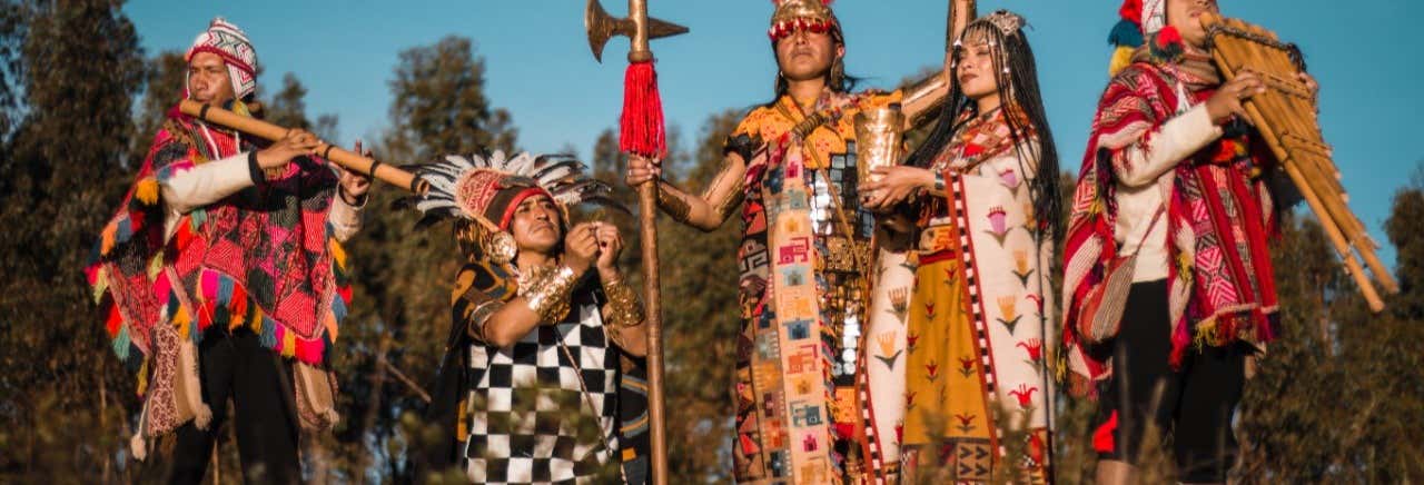 Cerimonia del fuoco alla laguna Huayllarcocha