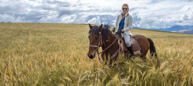 Passeggiata a cavallo al tempio della Luna e sulla montagna di Chacan