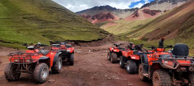 Tour in quad nella Valle Rossa+ Montagna Arcobaleno