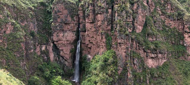 Trekking alla cascata Perolniyoc