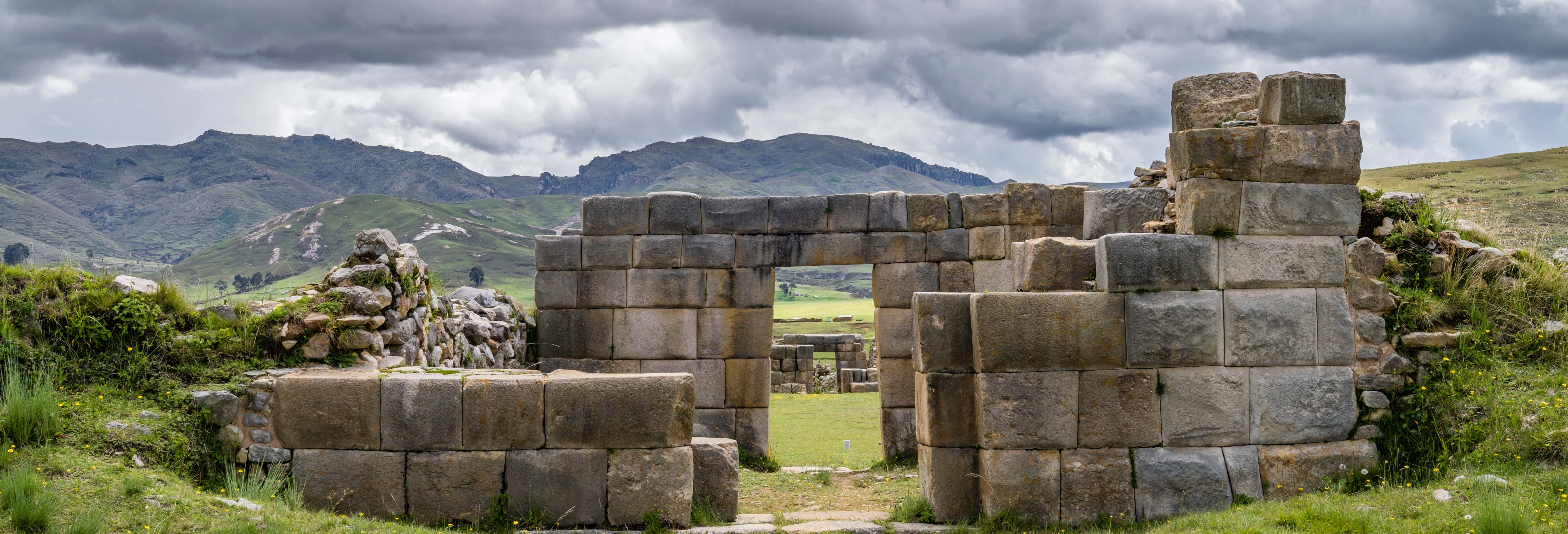 Huánuco Pampa & La Unión Excursion