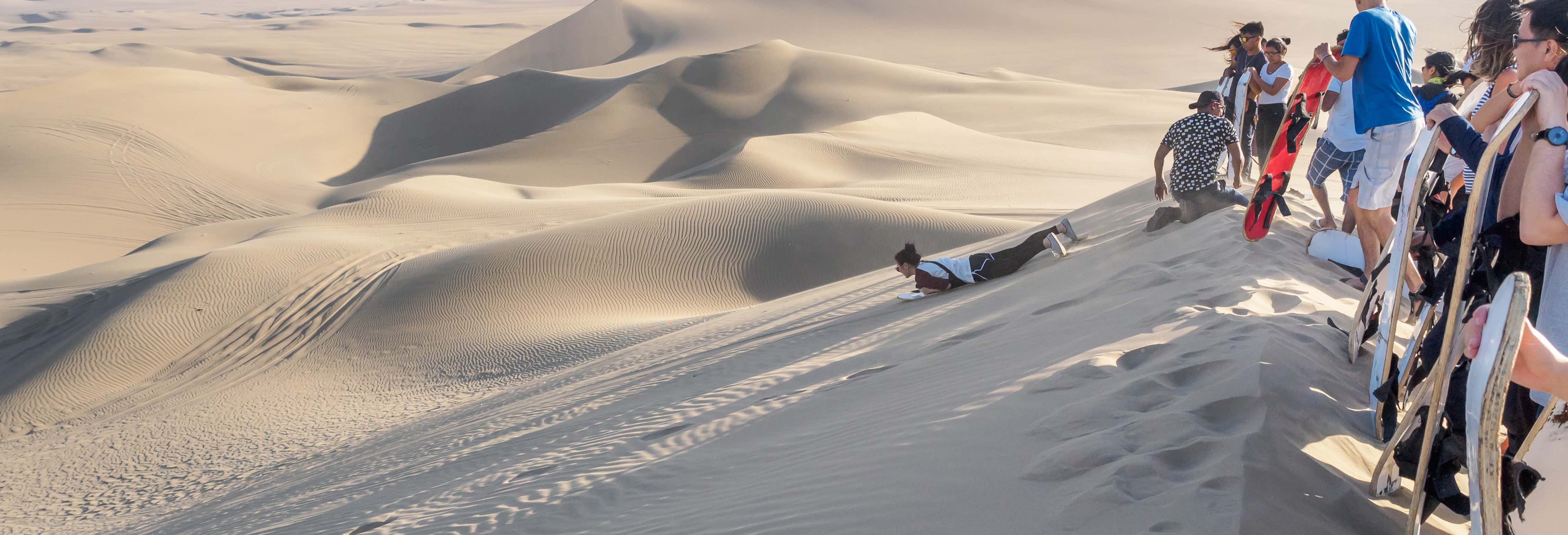 Corso di sandboarding o sand skiing nel deserto di Ica