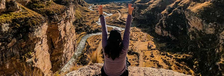 Escursione al Canyon di Shutco e alla Laguna Cochapampa in autobus serale