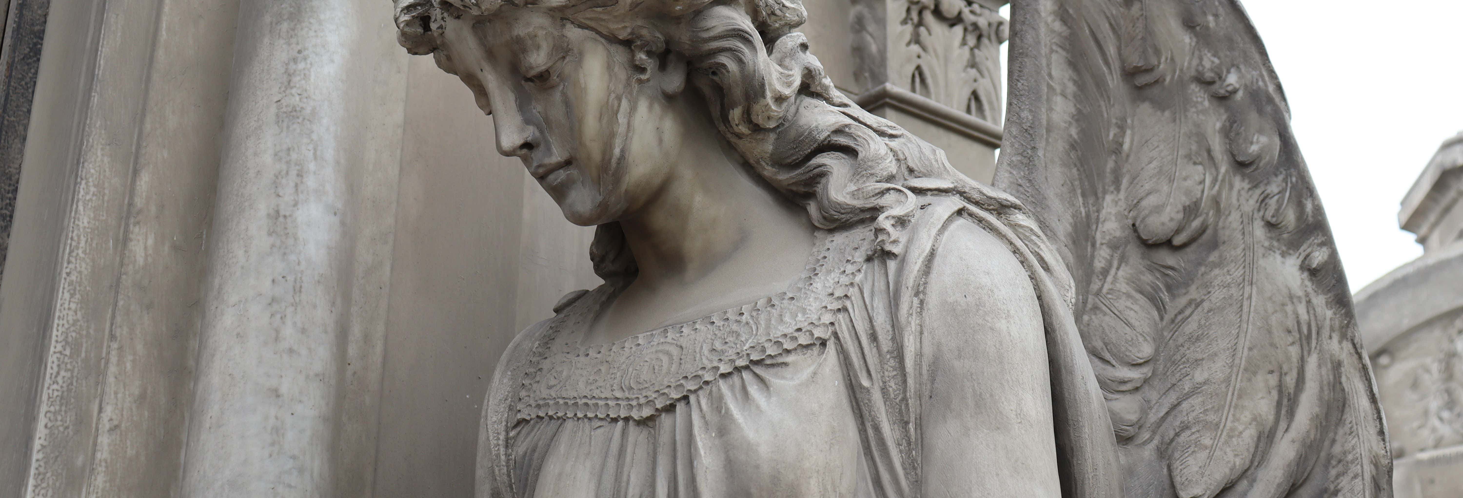 Tour dei fantasmi del cimitero Presbítero Maestro