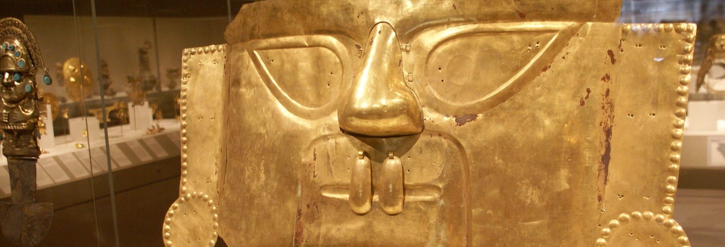 Tour pelo Museu do Ouro do Peru e Armas do Mundo