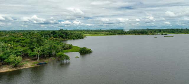 Escursione alla laguna Cashibococha