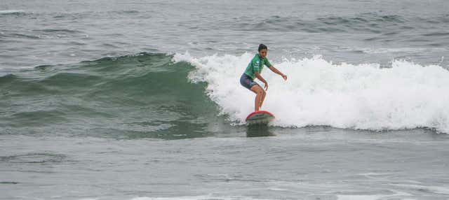Corso di surf a San Bartolo