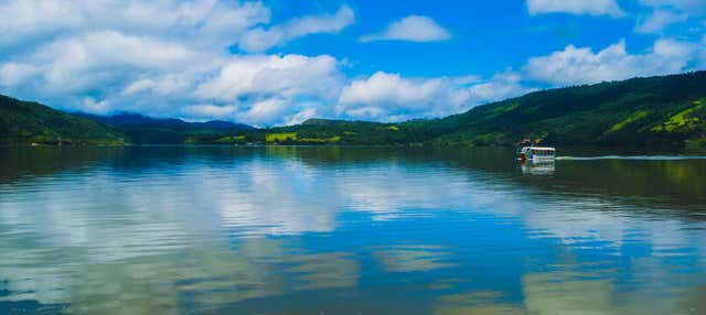 Escursione alla Laguna Blu