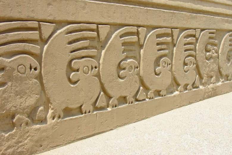Sun + Moon Pyramids, Huanchaco & Chan Chan Tour