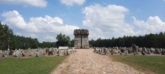Excursão ao campo de concentração de Treblinka
