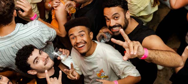Pub Crawl ¡Tour de fiesta por Faro!