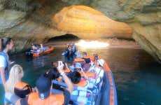 Paseo en barco por el Algarve y las cuevas de Benagil