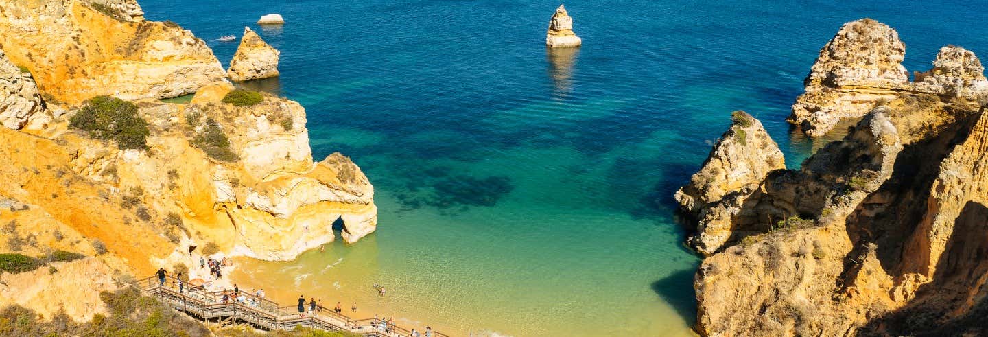 Giro in barca lungo la costa di Lagos