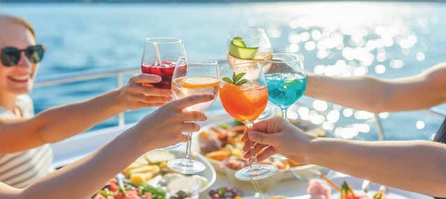 Giro della costa dell'Algarve in catamarano