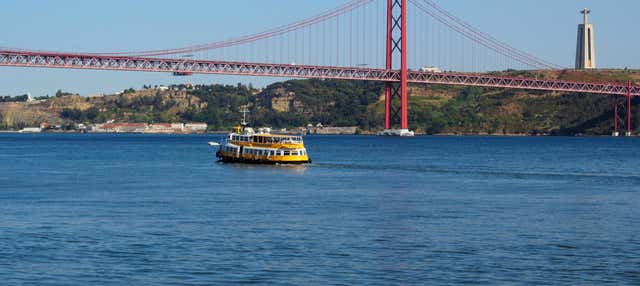 Battello turistico di Lisbona