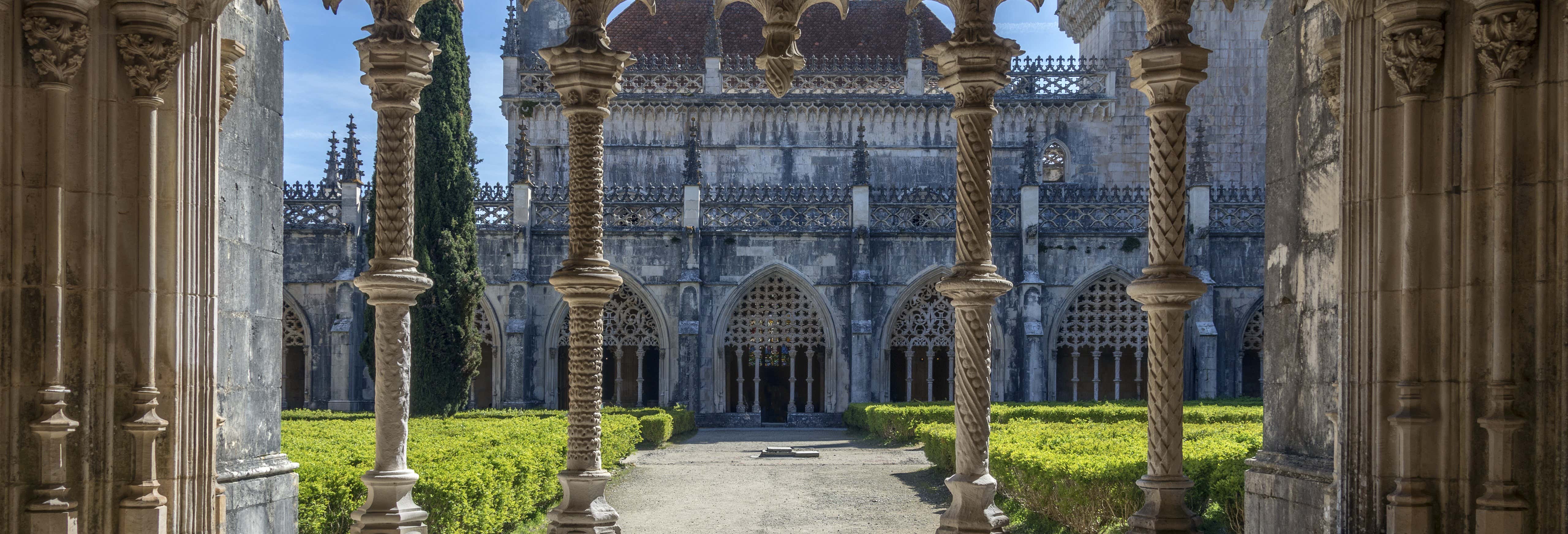 Batalha & Alcobaça Monasteries Tour