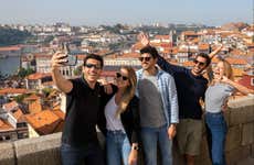 Tour por Oporto con visita a la Librería Lello + Paseo en barco y teleférico de Gaia
