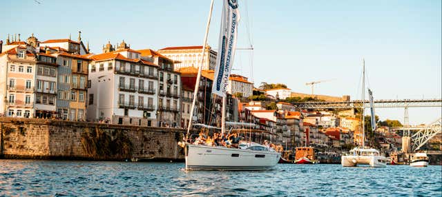 Giro in catamarano al tramonto