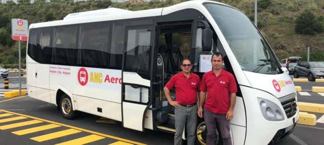 Autobus tra l'Aeroporto João Paulo II e Ponta Delgada
