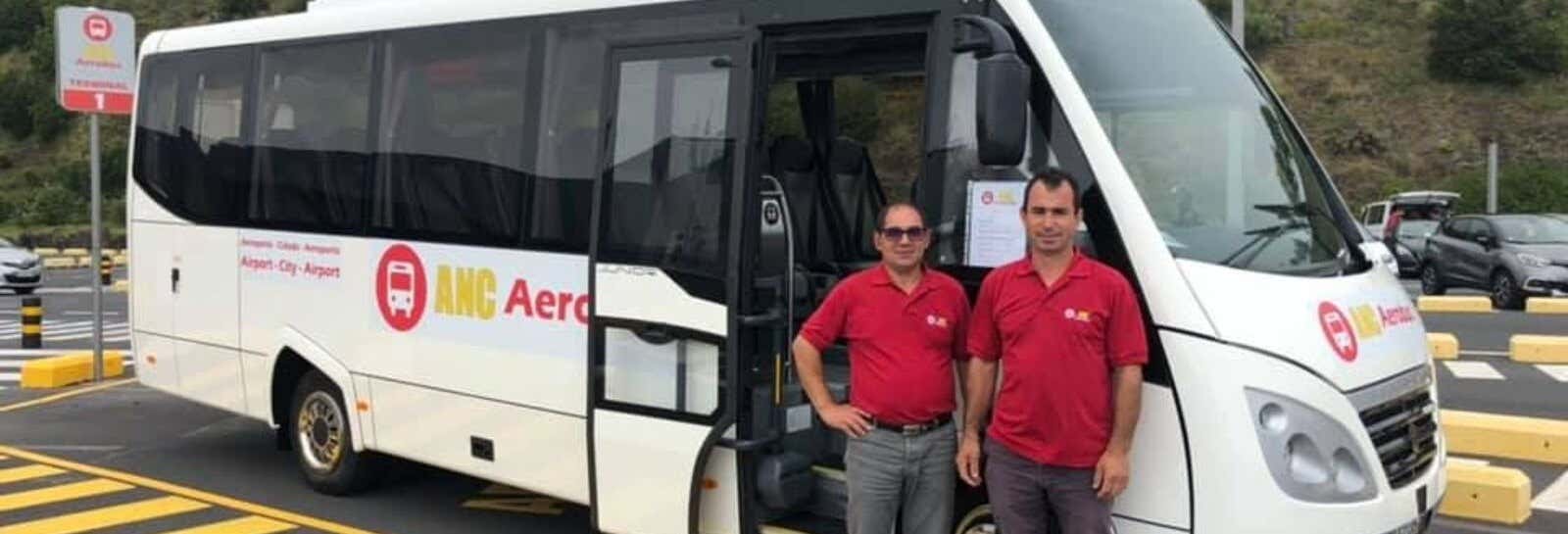 Autobus tra l'Aeroporto João Paulo II e Ponta Delgada