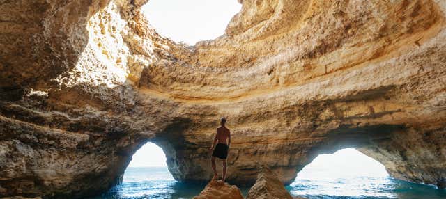 Giro in catamarano + Kayak alle grotte di Benagil