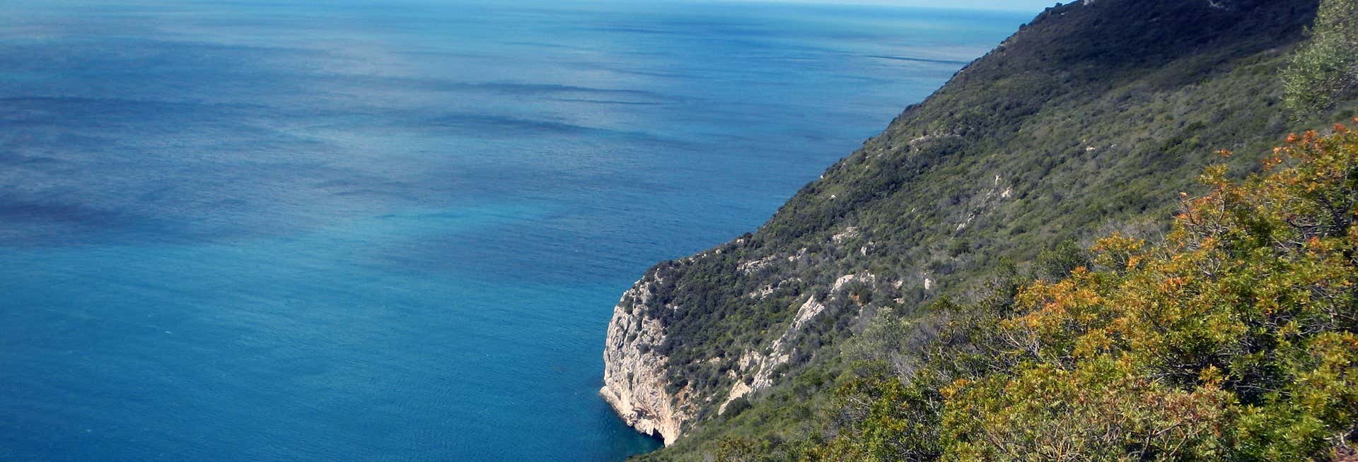 Hiking in the Arrábida Natural Park