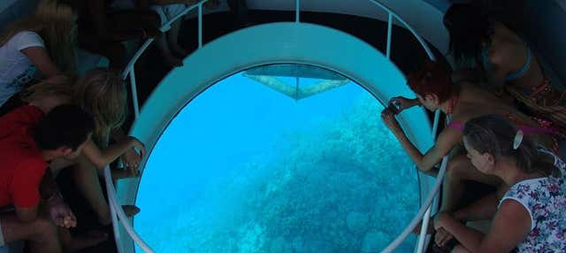 Giro in barca con fondo trasparente a Vila Franca do Campo