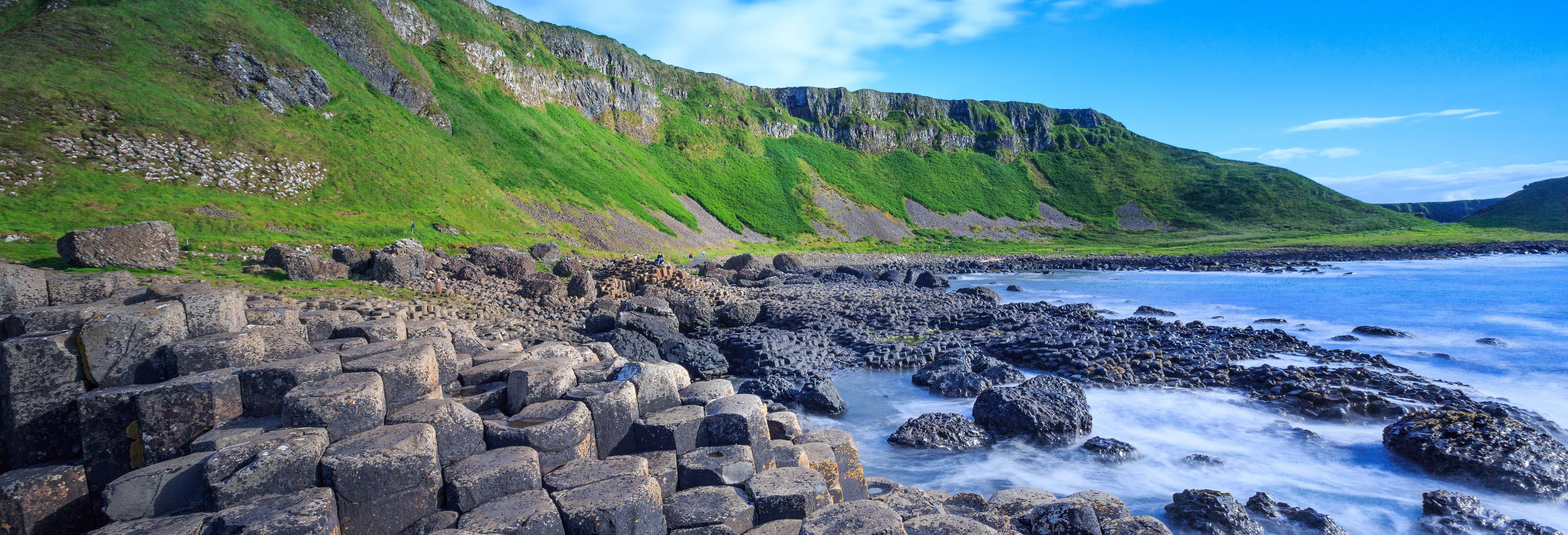 Giant's Causeway and Titanic Tour