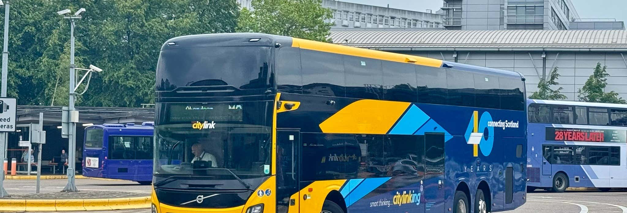 Edinburgh Airport Bus Transfer