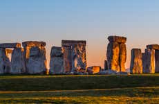 Windsor Castle, Stonehenge and Bath Day Trip