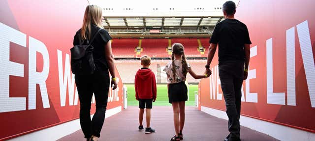 Escursione a Liverpool + Tour dello Stadio Anfield