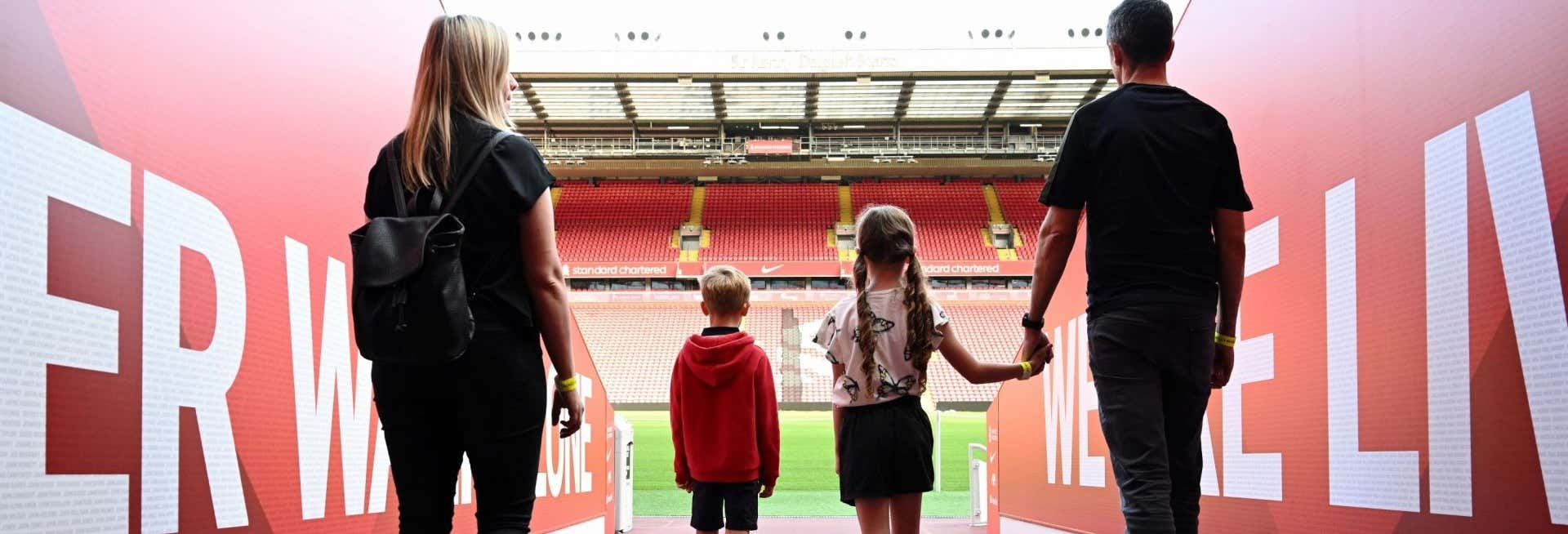 Escursione a Liverpool + Tour dello Stadio Anfield