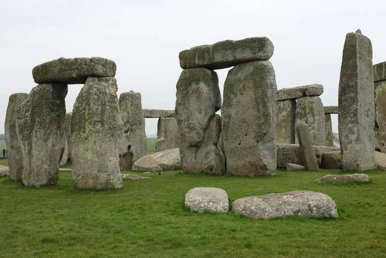London to Stonehenge: Tickets & Transport