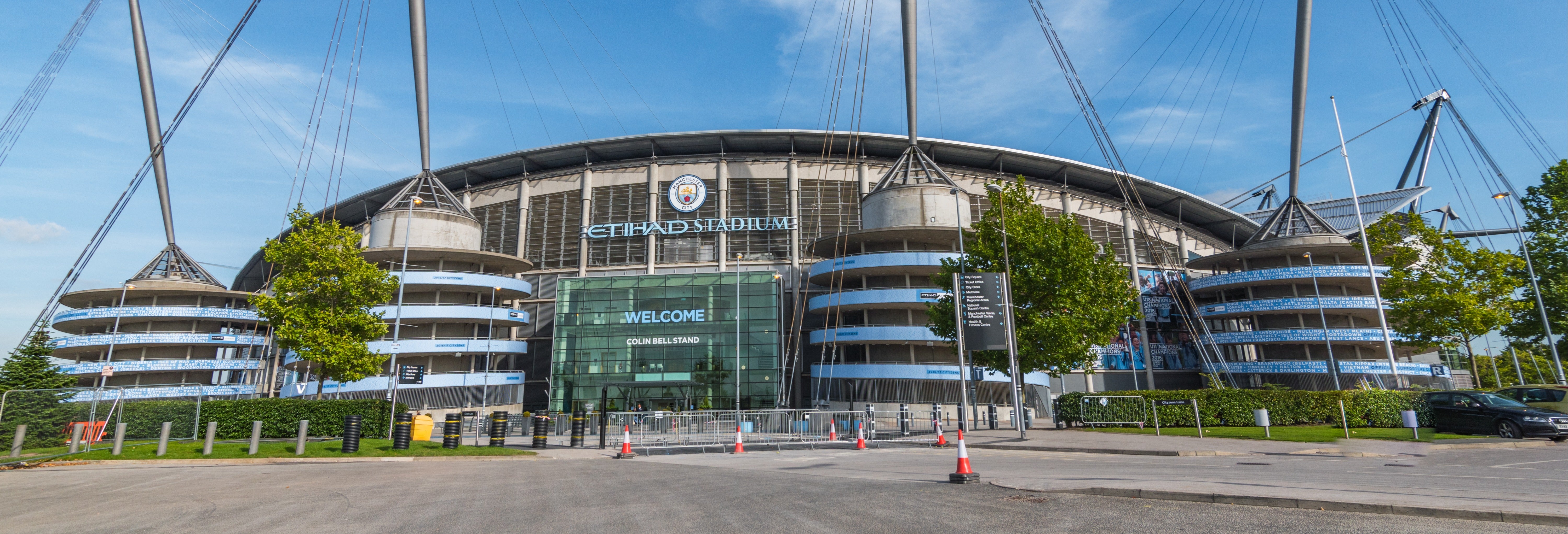 Tour pelo estádio do Manchester City