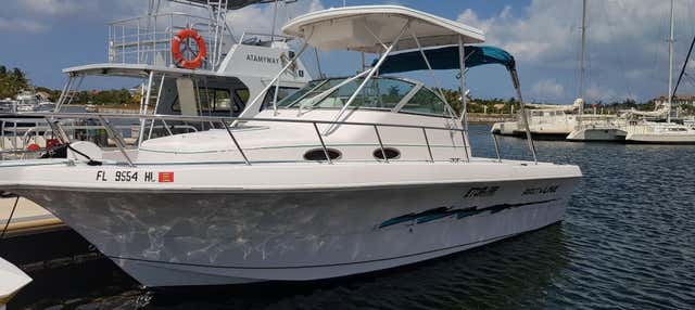 Noleggio di barca con skipper a Grand Cayman