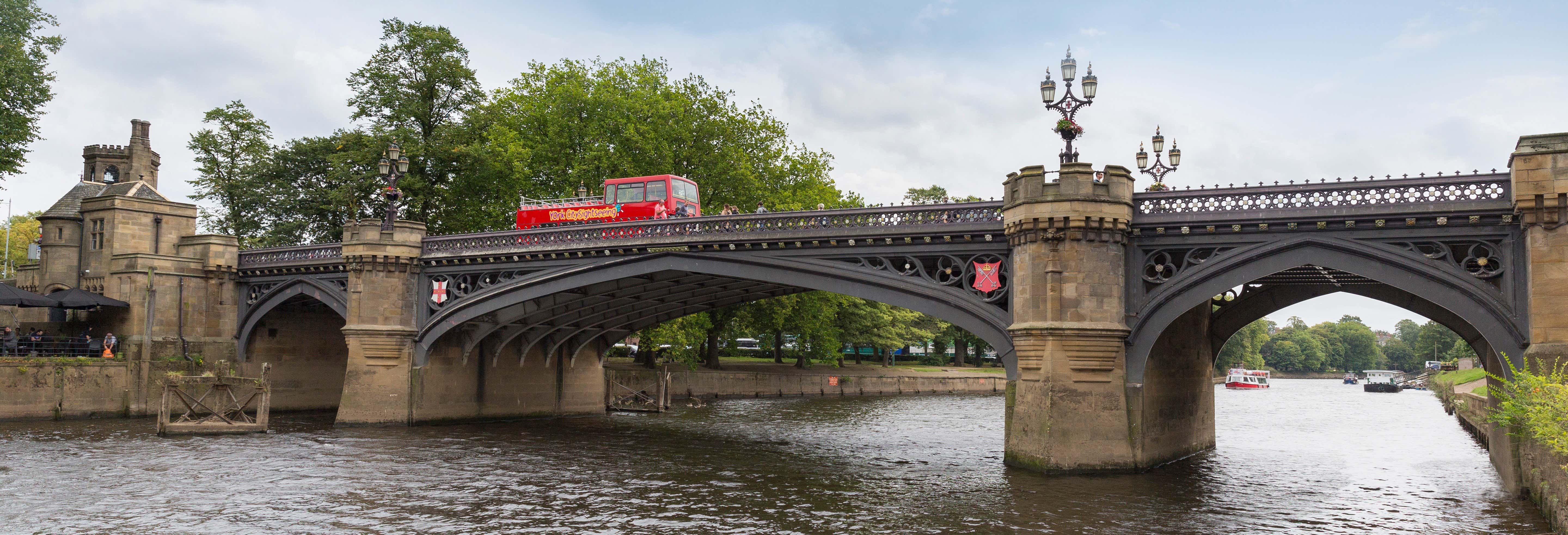 Autobus turistico di York