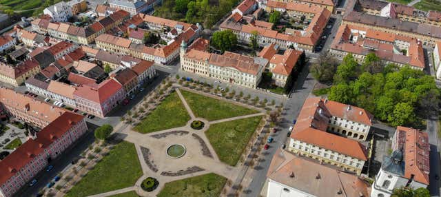 Excursão privada ao Campo de Concentração de Terezin + Passeio de helicóptero