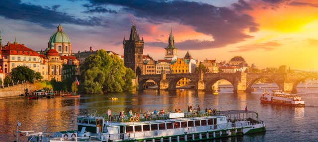 Crociera con pranzo e musica dal vivo