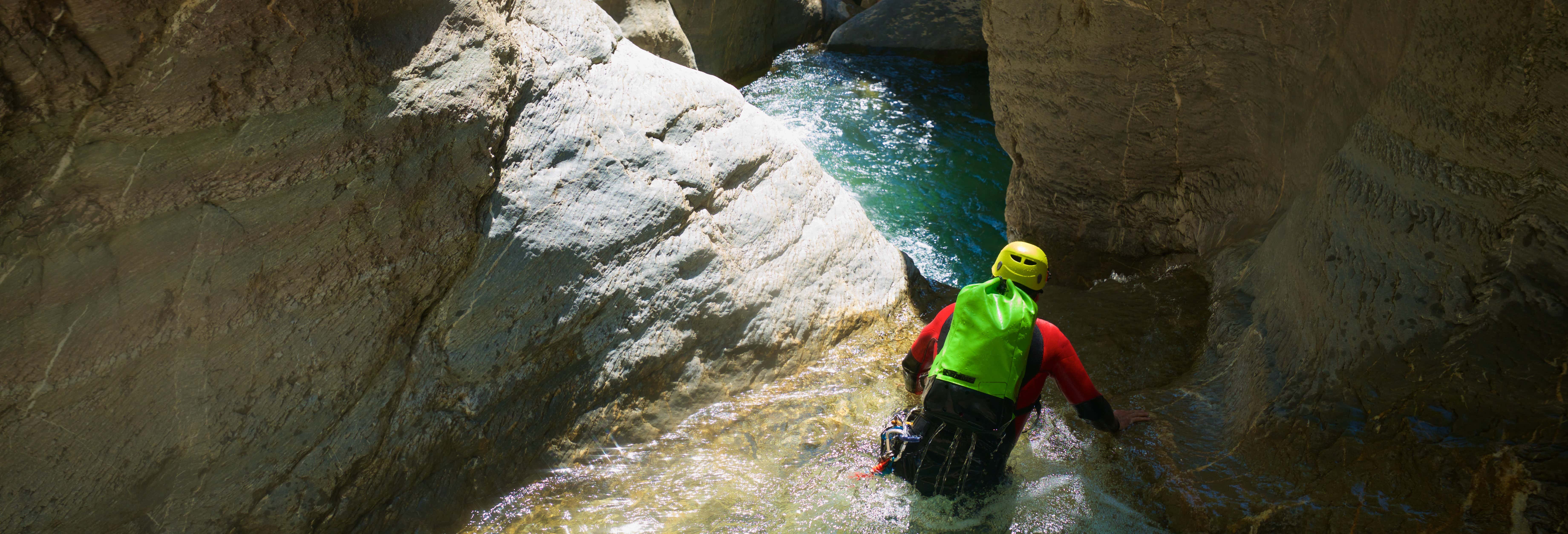 Cola de Pato Canyoning Experience