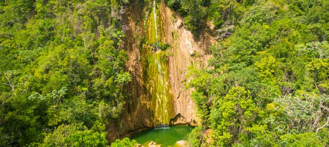 Passeggiata a cavallo alla cascata El Limón