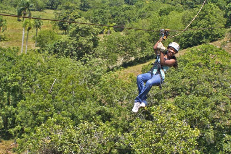 Monkeyland Ziplining Tour