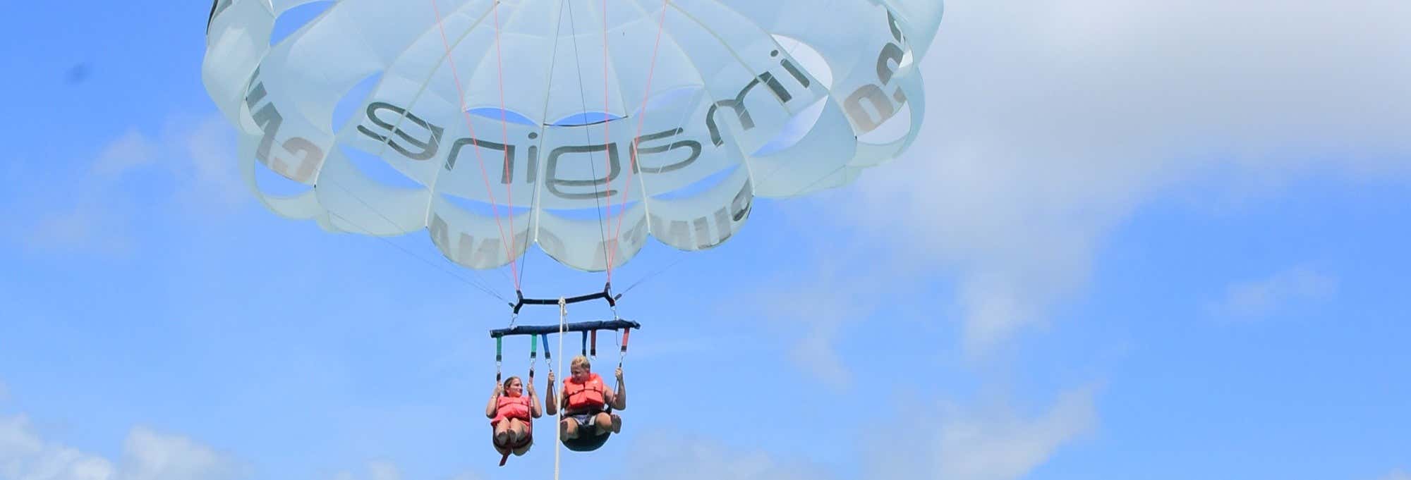 Parasailing a Puerto Plata