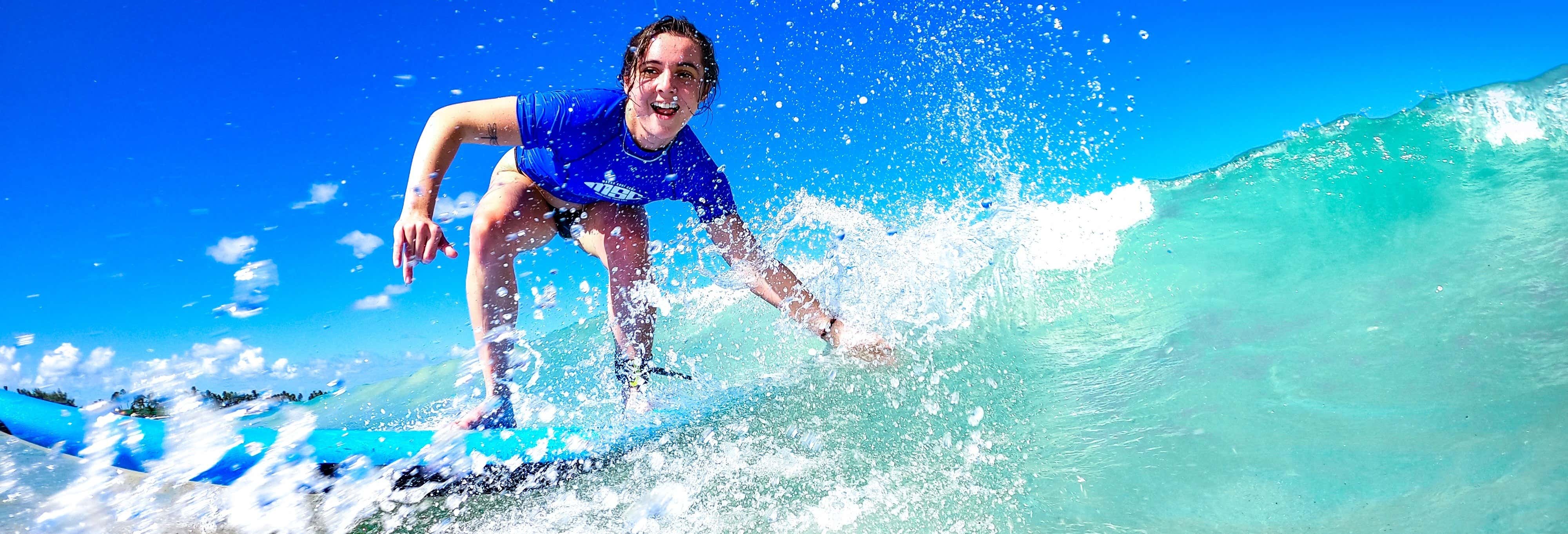 Lezione privata di surf alla spiaggia di Macao