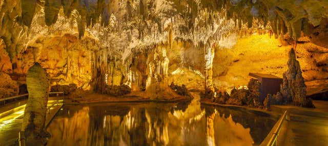Escursione a Altos de Chavón e alla Cueva de las Maravillas