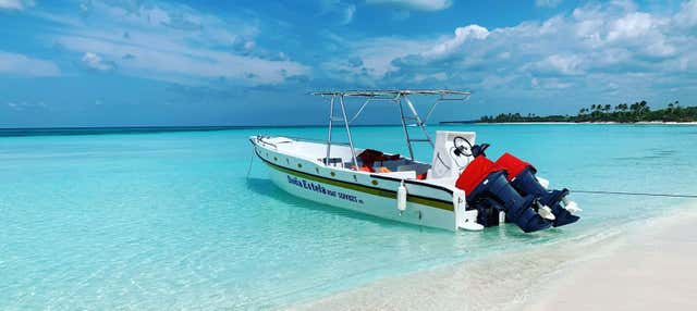 Escursione privata alla Piscina Naturale in barca