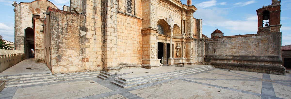 Escursione a Santo Domingo + Cine Colonial 4D